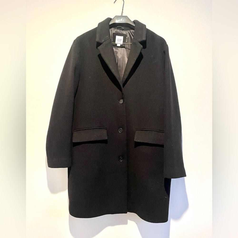 EUC Gap wool overcoat / black / size L - large